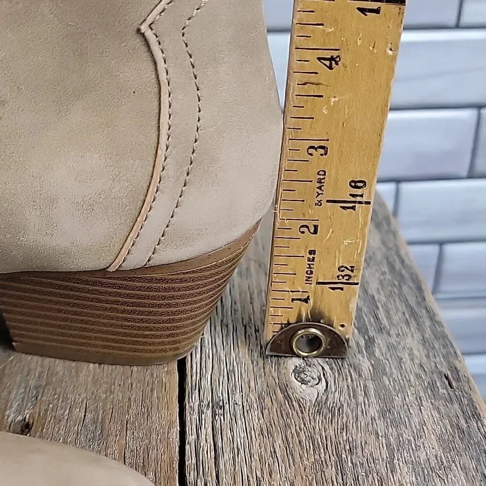 Indigo rd Tonda western bootie Size 8M